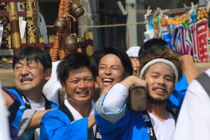 夏の汗、大神輿と共に