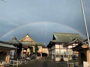 雨上がりの虹