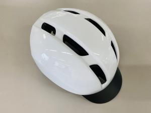 坂戸市で配布している自転車乗車用ヘルメット