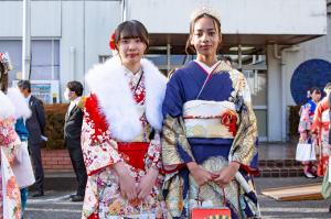 二十歳のつどい 浅羽野公民館