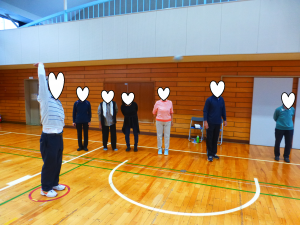 ボールを投げている姿