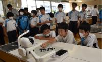 株式会社オークウェーブ様からのＡＩ囲碁ロボットの寄附
