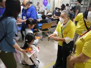 かムりんとう配布