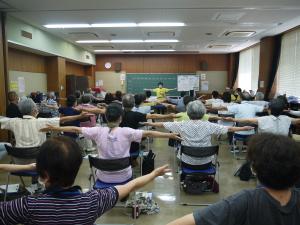 体操の様子