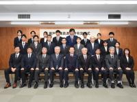 坂戸市職員退職辞令交付式