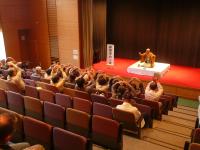 啓発落語の様子