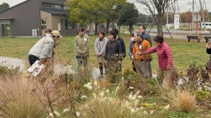 ガーデンツアーの様子