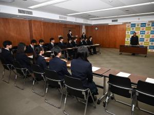 山村国際高等学校表敬訪問　各部全国大会等結果報告