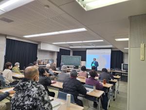 寿大学歴史講座の様子