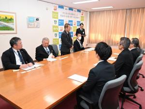 株式会社カチタスとの「空き家の再生再販等による利活用の促進に関する協定」締結式