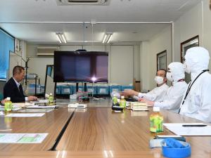 市長企業訪問　平和食品工業株式会社　坂戸工場
