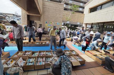 春の図書館まつり