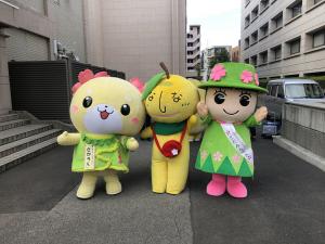 さかろんと、白岡市マスコットキャラクターなしべえと、戸田ヶ原自然再生キャラクターとだみちゃん