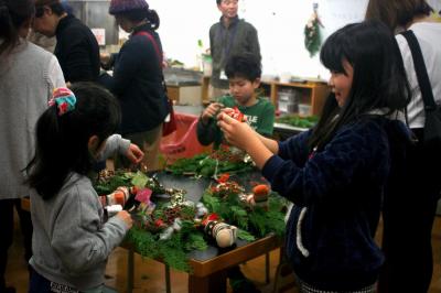 自然はともだち！（クリスマス用品作り）